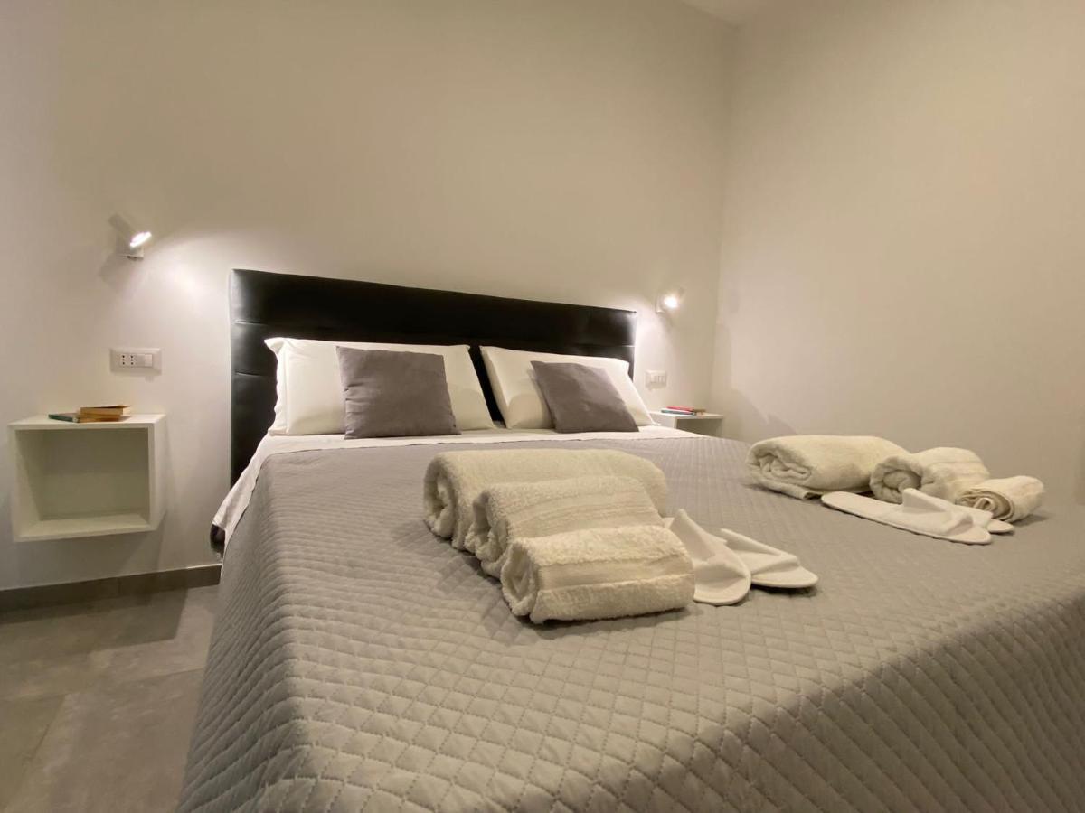 Invilla Bed&Breakfast - Quality Rooms サンタ・マリア・ディ・カステッラバーテ エクステリア 写真