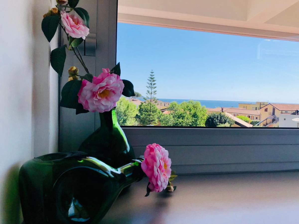 Invilla Bed&Breakfast - Quality Rooms サンタ・マリア・ディ・カステッラバーテ エクステリア 写真